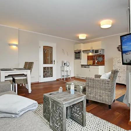 Hanse 325 Apartment *